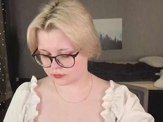  elielee chat room