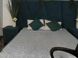 ElieLee's Live Sex Cam Show