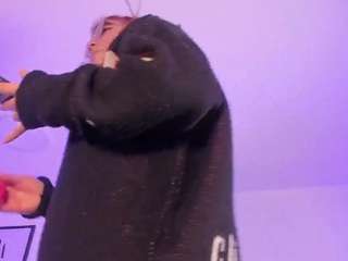 Annie live cam preview