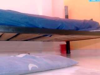 girll18fresa live cam preview