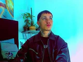 hannilest Live Webcam on CamSoda