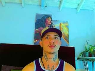 hannilest from CamSoda