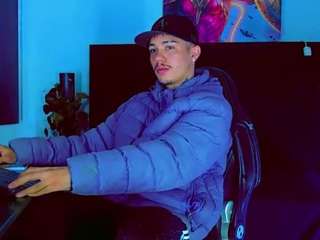 hannilest Live Webcam on CamSoda