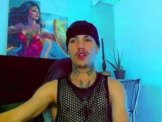 hannilest's CamSoda show and profile