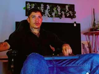 Bu model şu anda canlı. hannilest