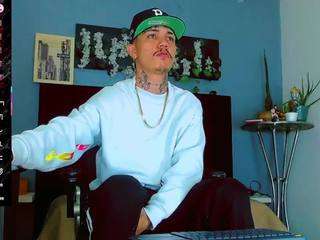hannilest live webcam show