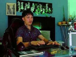 hannilest live webcam show