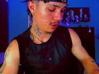 Hannilest's cam show statistics and live stream