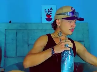 hannilest's Live Sex Cam Show