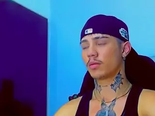 hannilest's Live Sex Cam Show