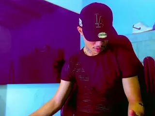 hannilest's Live Sex Cam Show