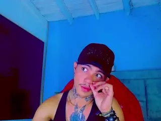 hannilest's Live Sex Cam Show