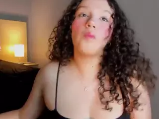 lucylovelyy1's Live Sex Cam Show