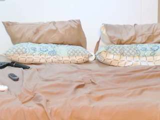 sabrinnaalcantara, female webcam model,  years old, on live webcam