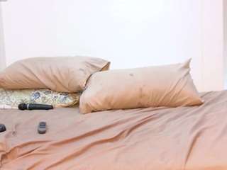 sabrinnaalcantara's CamSoda show and profile