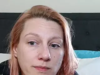SinnamonX's Live Sex Cam Show