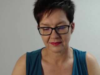 sofievelvet Live Webcam on CamSoda