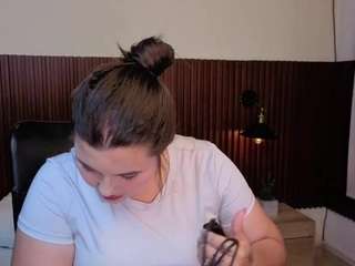 aabbylee's CamSoda show and profile