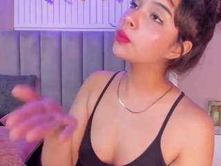 chloe-watsonxx webcam model