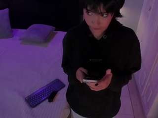 chloe-watsonxx Live Webcam on CamSoda