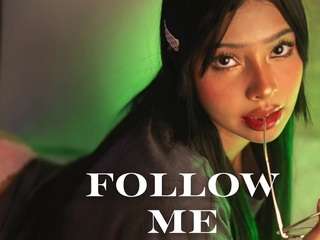 chloe-watsonxx's CamSoda show and profile