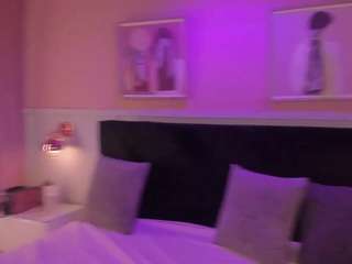 chloe-watsonxx live cam profile