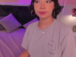 chloe-watsonxx Live Webcam on CamSoda