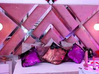 georgie-latino Live Webcam on CamSoda