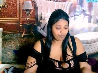 indianyummy Live Webcam on CamSoda
