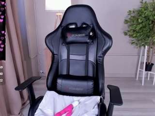 jane-broks's CamSoda show and profile