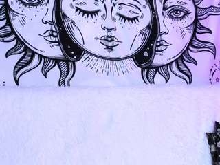 gorgeous-luna