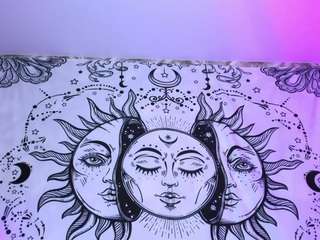 gorgeous-luna