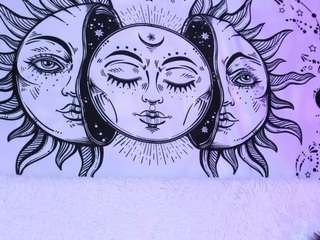 gorgeous-luna