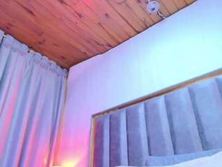 naiax live cam profile