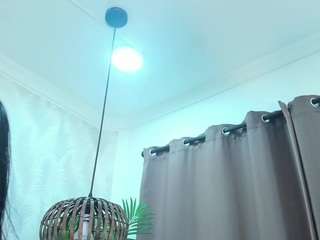 pretty-bigboobs webcam model