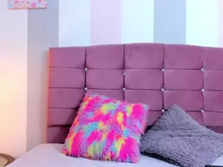 Camcrush4's Live Sex Cam Show