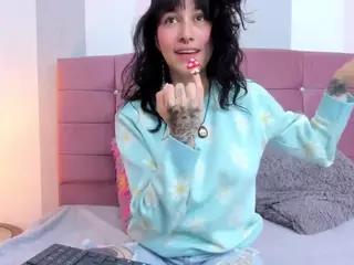 Camcrush4's Live Sex Cam Show