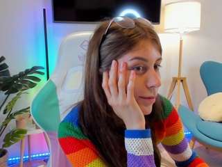 Live cam show with Hailey-Green