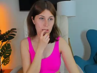 Hailey-Green's Live Sex Cam Show
