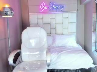 violettharous Live Webcam on CamSoda