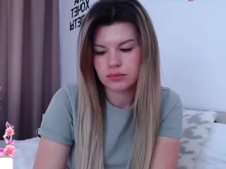 Asti757's Live Sex Cam Show