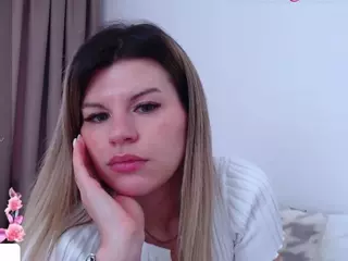 Asti757's Live Sex Cam Show