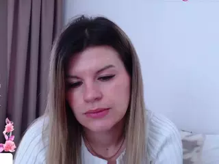 Asti757's Live Sex Cam Show