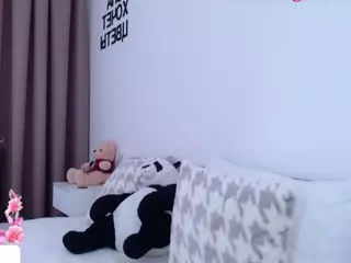 Asti757's Live Sex Cam Show