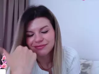 Asti757's Live Sex Cam Show