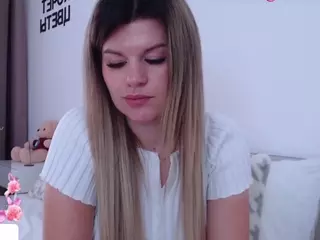 Asti757's Live Sex Cam Show