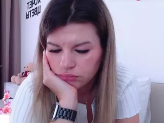 Asti757's Live Sex Cam Show