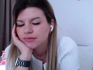 Asti757's Live Sex Cam Show