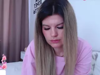 Asti757's Live Sex Cam Show