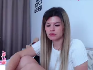 Asti757's Live Sex Cam Show